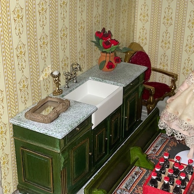Vintage Green With Gold Trimming Victorian Quality Kitchen Sink Unit ...