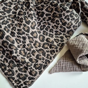 Saskia added a photo of their purchase