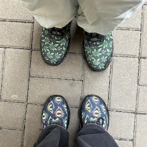 Alisa added a photo of their purchase