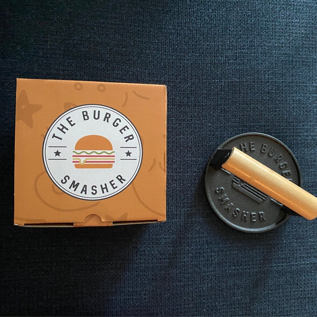 SMASHER KING™ - Prensa de hamburguesa de hierro fundido premium con 25  piezas de papel de hamburguesa, triturador de hamburguesas para plancha con