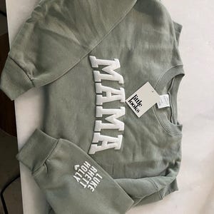 Lynzara added a photo of their purchase