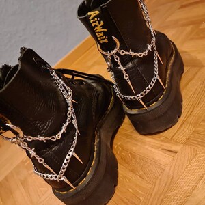 Boot Chains Barbed Wire Brambles Spikes Doc Dr. Martens Docs