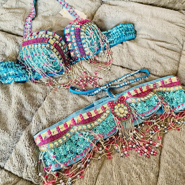 Costume De Danse Du Ventre 2 Pièces - Soutien-gorge Et Ceinture Brodés Main - Pour Femmes