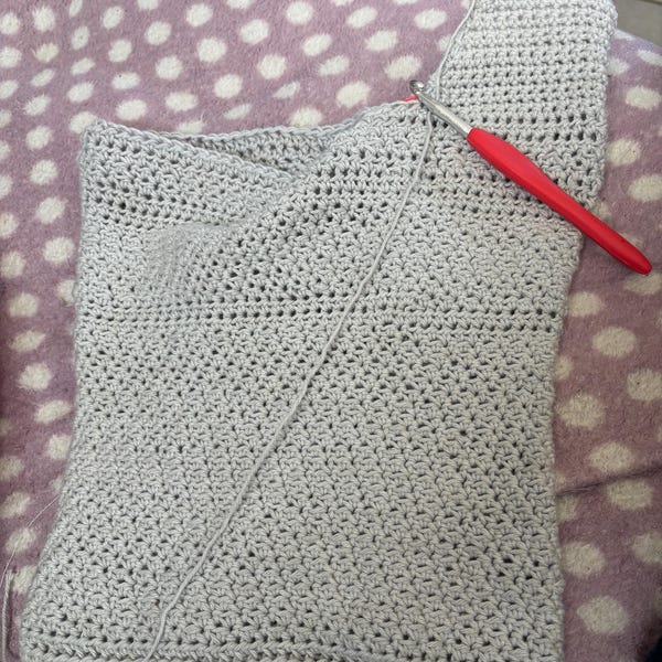 New and Improved! Crochet Hobo Tote Bag Pattern | Easy Slouchy Purse ...