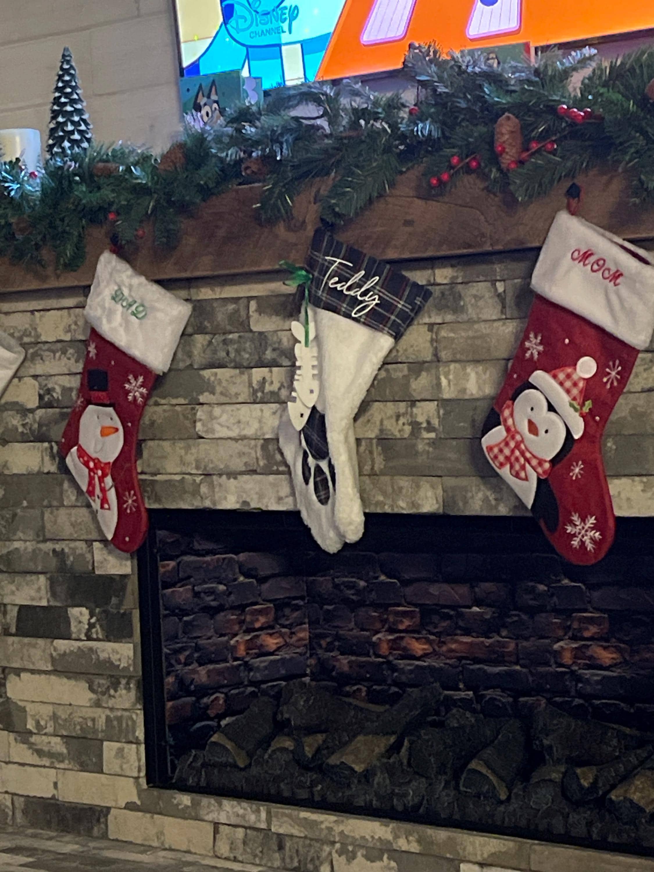 Personalized Pet Stockings,Custom Christmas Stocking,Dog Cat Paw Stocking,Holiday Stockings,Christmas Gift,2025 Family Stocking,Xmas Decor
