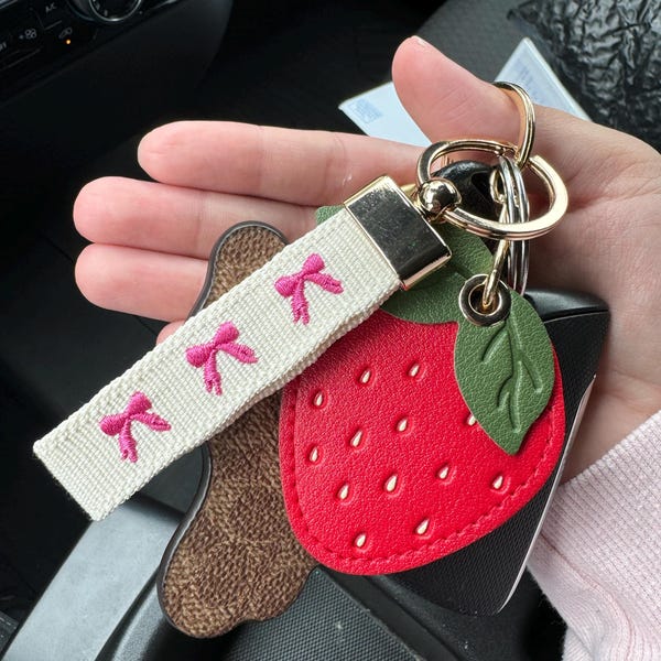 Mahjong Key Chain Pink Bow