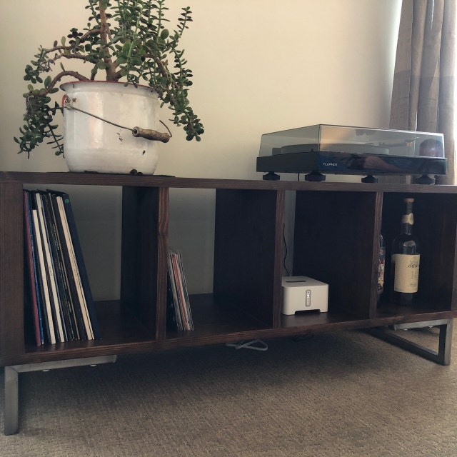 Amazon.com: affeivul Mid-Century Vinyl Storage Cabinet Table