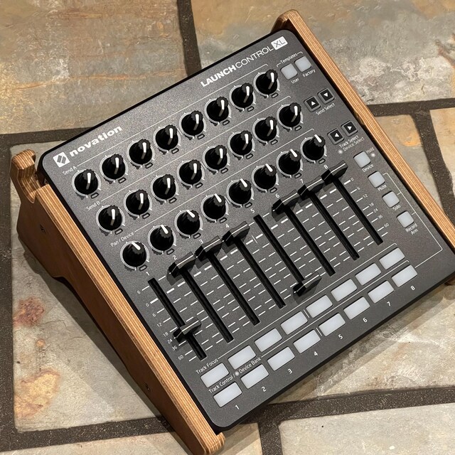 NOVATION LaunchControl XL MK2 ケース付き Launchpad & Launch Control XL Sleeve | Novation