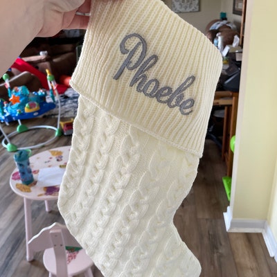 21-inch Monogam Emboideed Initial Cable Knit Ed Chistmas