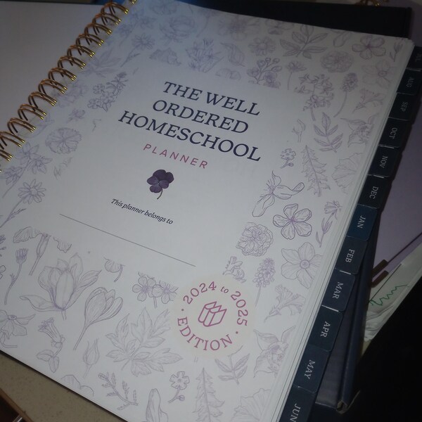 The Well Ordered Homeschool Planner Undated Edition; Floral, Spiral ...