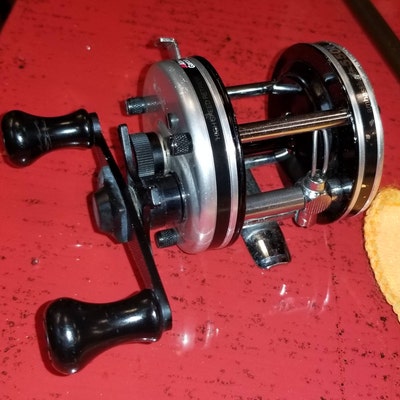 Vieux Moulinet South Bend Oreno N°45 – Vintage USA – Remonté Niveau – Pêche