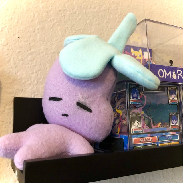 thank u sm @manguhh for picking these up for me !!! 🤍🤍 #omori #plush