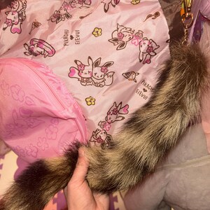 アライグマのしっぽキーホルダー（茶色または金髪） - Etsy 日本