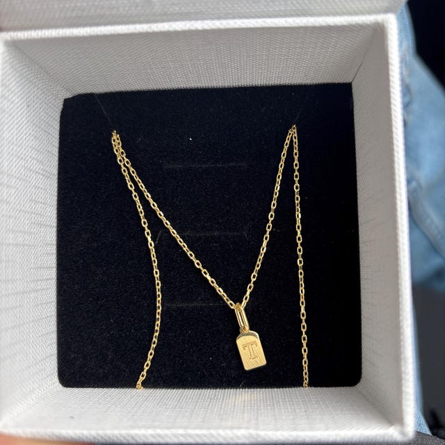 【bighugclub】BE MY VALENTINE initial necklace CLASSIC INITIAL NECKLACE – ByLolita