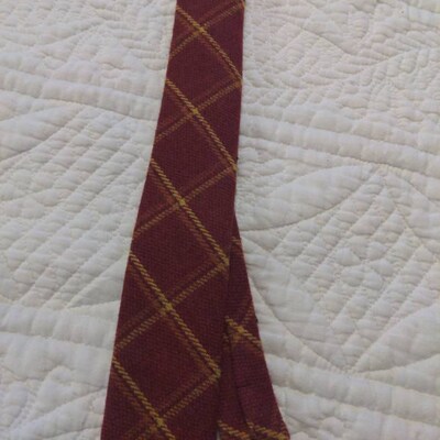 Frederick Thomas Men's Royal Blue & Yellow Stripe Tie – Handmade Classic FT1840