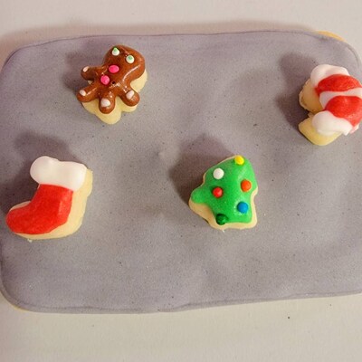 Elf Cookie Sheet Pan and Mini Cookie Cutters 5pc Sec - Etsy