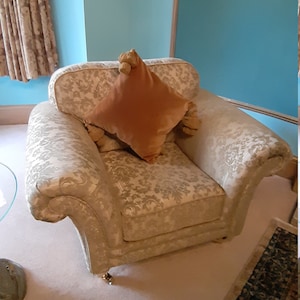 Rachel added a photo of their purchase