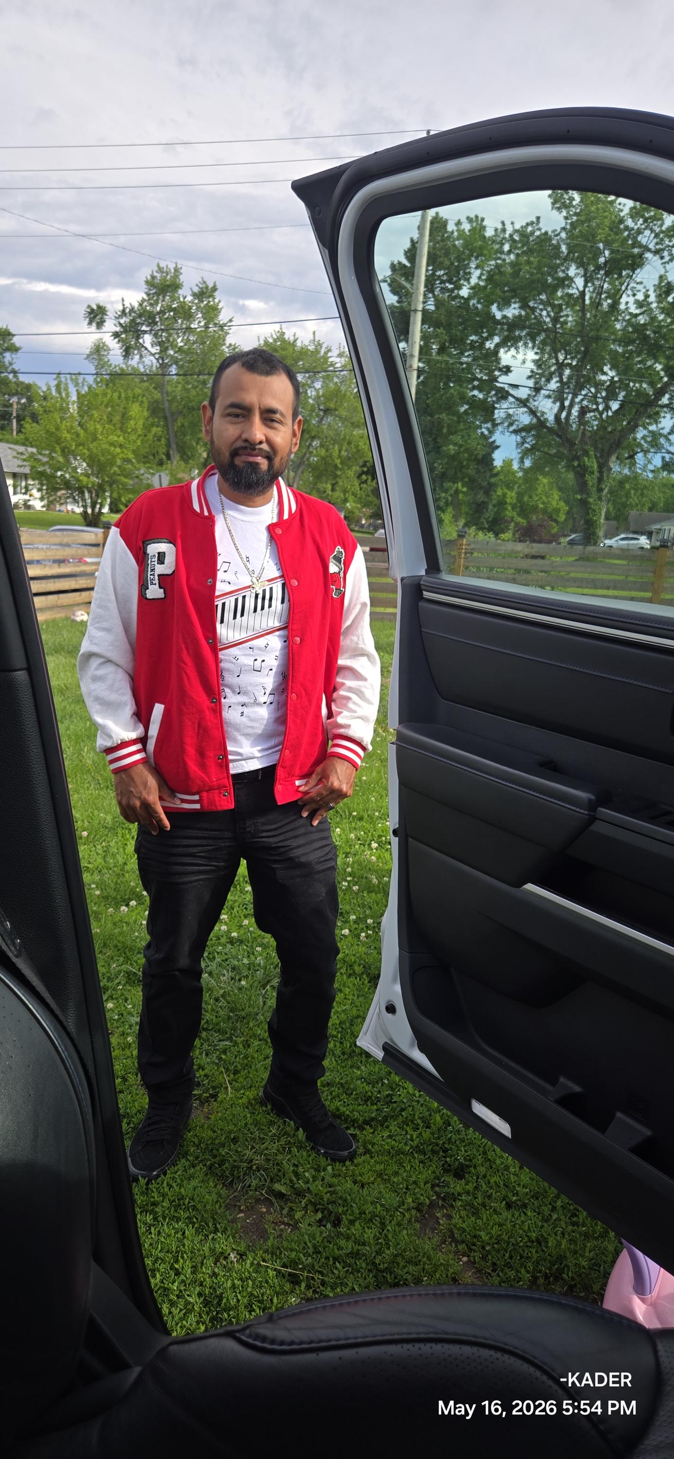 Customer photo 1