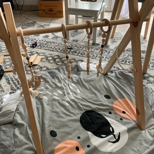 Portique Eveil Bebe Bois Vert Et Mobiles Suspendus Made In Etsy Portique Eveil Bebe Bois Vert Et Mobiles Suspendus Made In Etsy