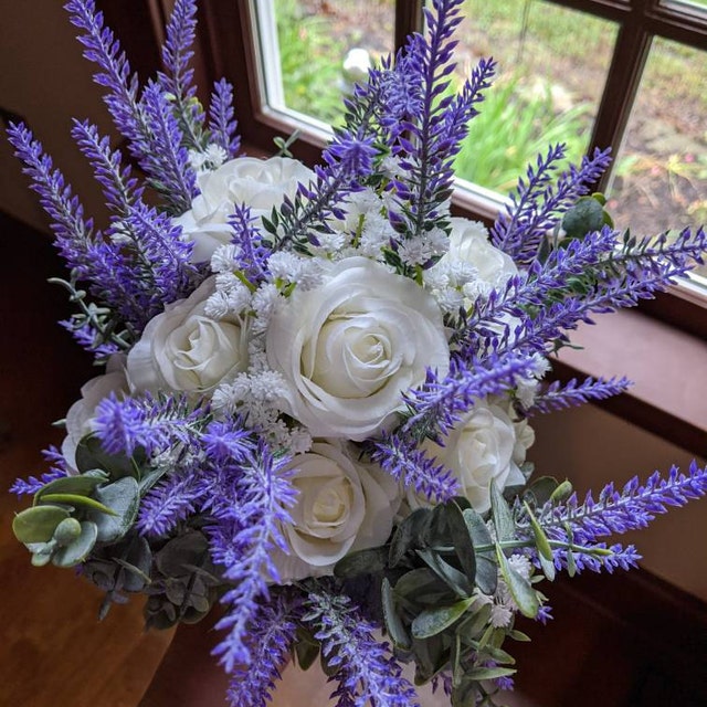 Felt White Lavender Bouquet - The Tsubaki