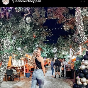Courtney adicionaram uma foto da sua compra