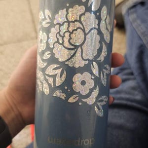Sanni added a photo of their purchase