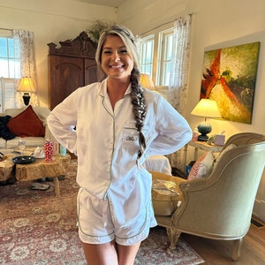 Kayla added a photo of their purchase