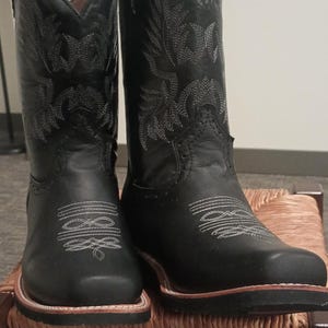 Marl'on added a photo of their purchase