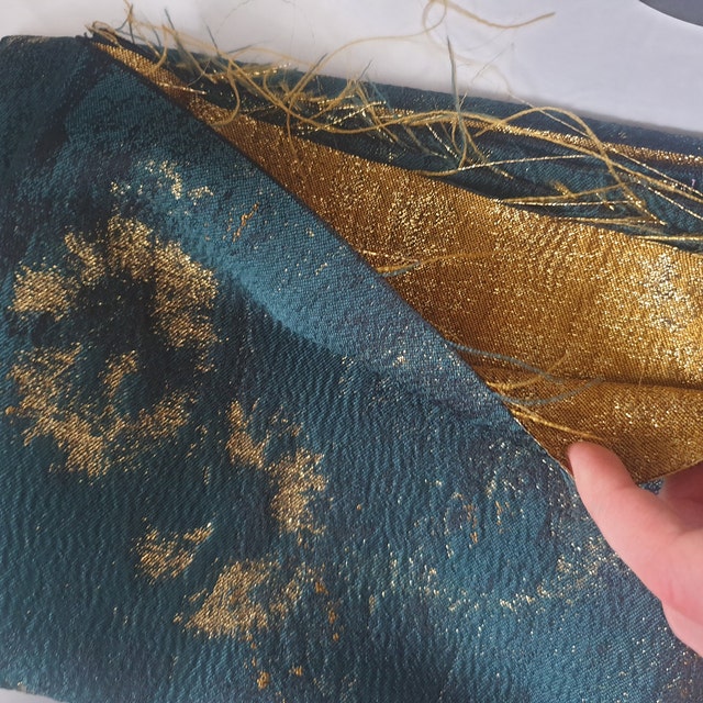 画材 Green gold chiffon Emerald Green With Gold Metallic Silk Chiffon Fabric--by the
