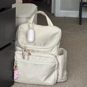 Ianna added a photo of their purchase