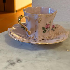 ピンクの花柄ティーカップ＆ソーサー（金縁） - Etsy 日本
