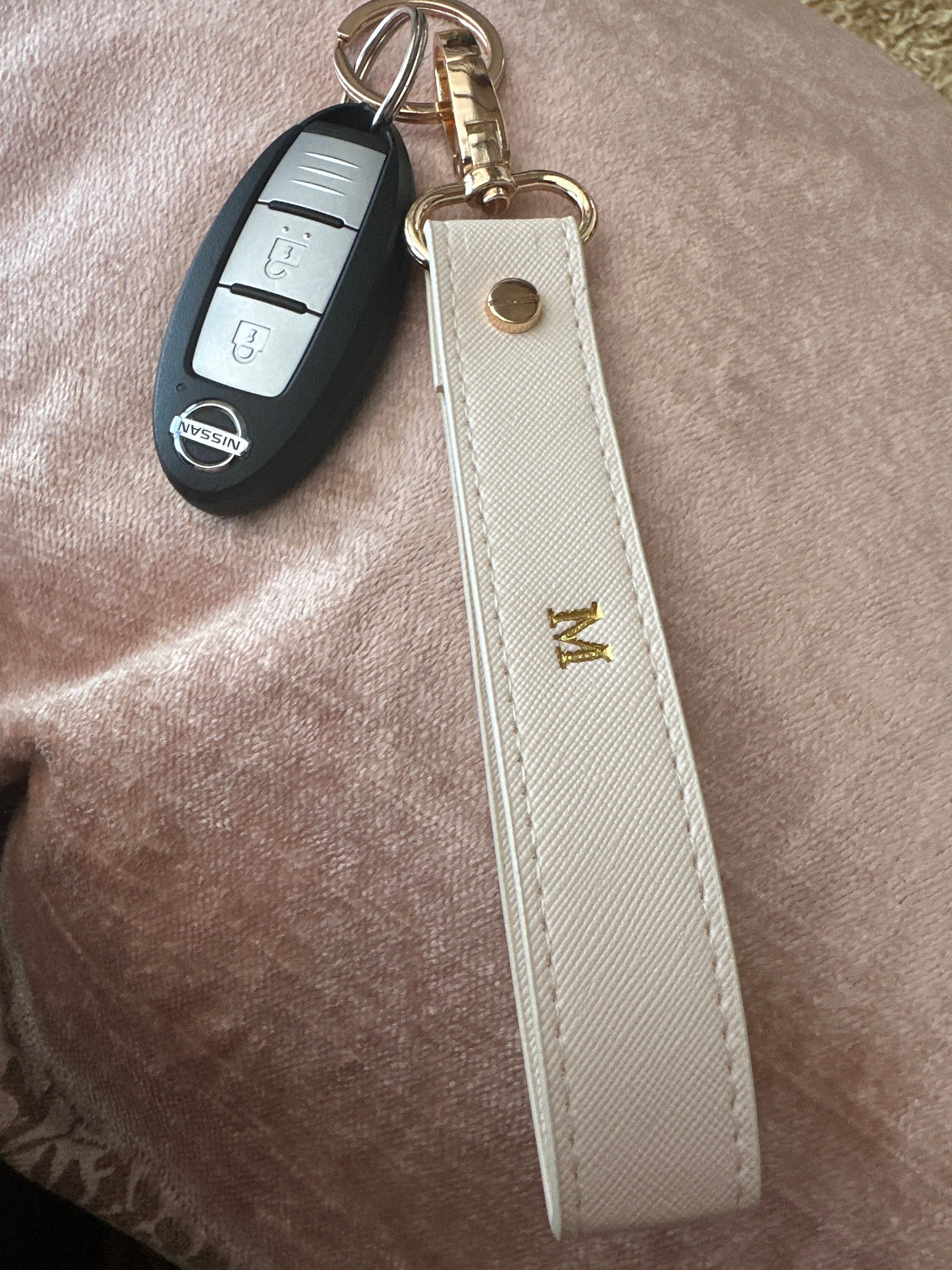 Personalisierter großer Loop-Schlüsselanhänger - Personalisierter Schlüsselring - Armband-Schlüsselanhänger - Taschenanhänger - Autoanhänger - Geschenke für Sie - Gepäckanhänger