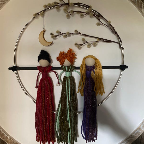 Macrame Hocus Pocus Hocus Pocus Wall Decor, Halloween Witch Decor, Sanderson Sisters Wreath ...