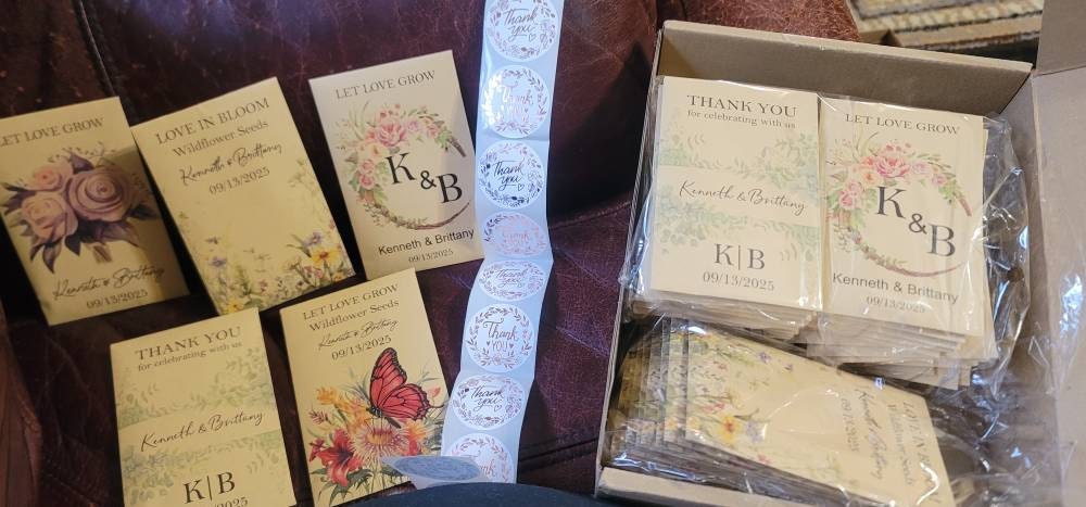 Bulk Custom Wildflower Seed Packet for Wedding, Love in Bloom Wedding Favors, Seed Included Personalized Seed Packets, Wedding Seed Envelope