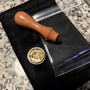Eva-Maria added a photo of their purchase