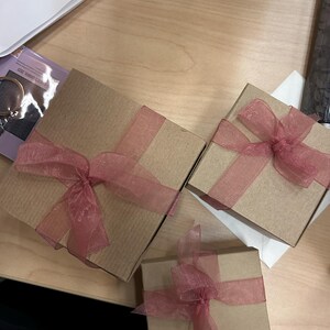 JASMINE added a photo of their purchase