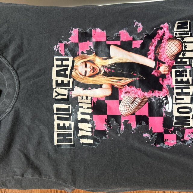 Avril Lavigne Hell Yeah I'm the Mother F***in Princess Washed