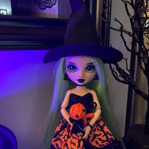 Callie added a photo of their purchase