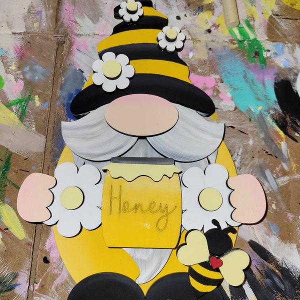 Bee Gnome SVG File | Laser Cut File | Glowforge | Standing Bee Gnome ...