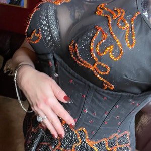 White Glass Pearl And White Austrian Crystal Necklace (Size 18) In - Foto 6