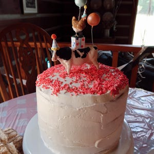 Neely added a photo of their purchase