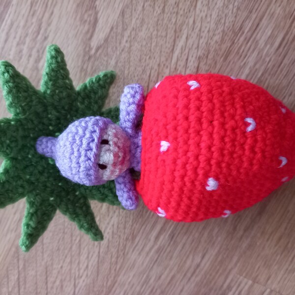 Strawberry Pocket Pal Crochet Pattern - Etsy