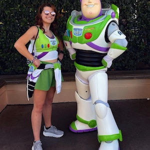 Taylor added a photo of their purchase