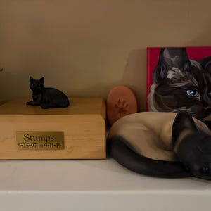 Jennefer added a photo of their purchase