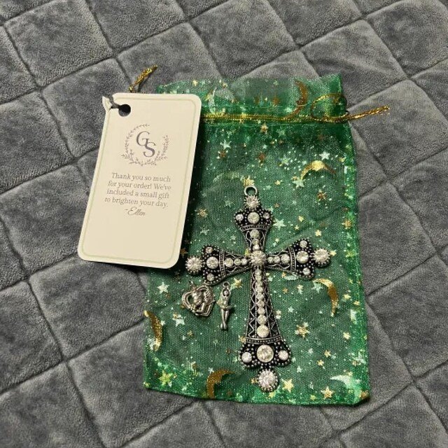Collana con croce minimal in strass e catenina in argento 925, in argento 925, strass, Italia, Gioielli in argento, Articoli Religiosi Collana con croce minimal in strass e catenina in argento 925, in argento 925, strass, Italia, Gioielli in argento, Articoli Religiosi
