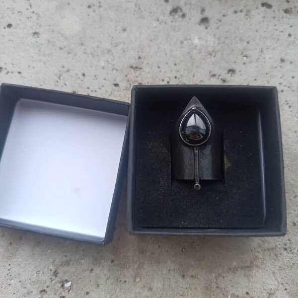Vintage Sterling Spinel Brutalist Ring