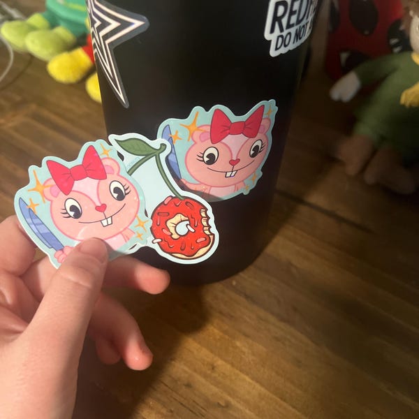 HTF / Happy Tree Friends / Stickers / Giggles HTF Hydroflask Laptop ...