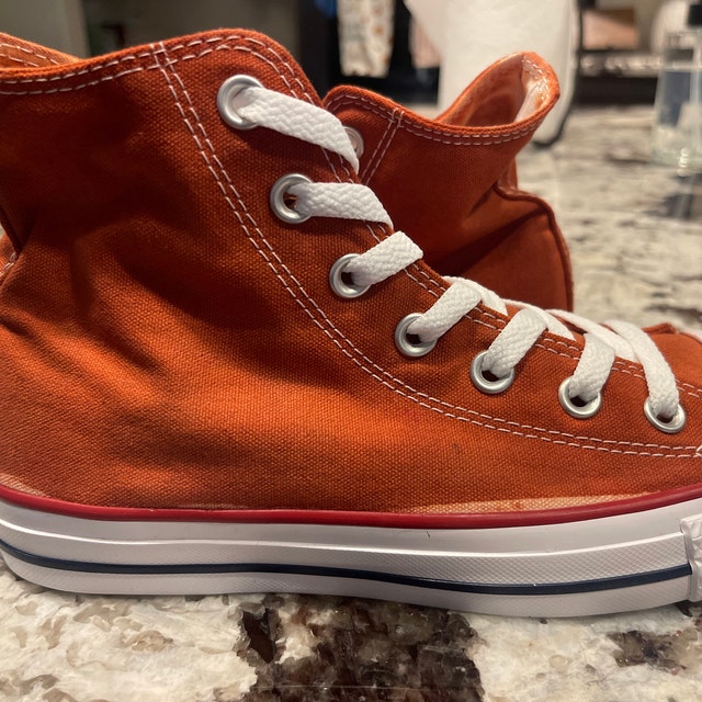 Burnt orange high top converse discount