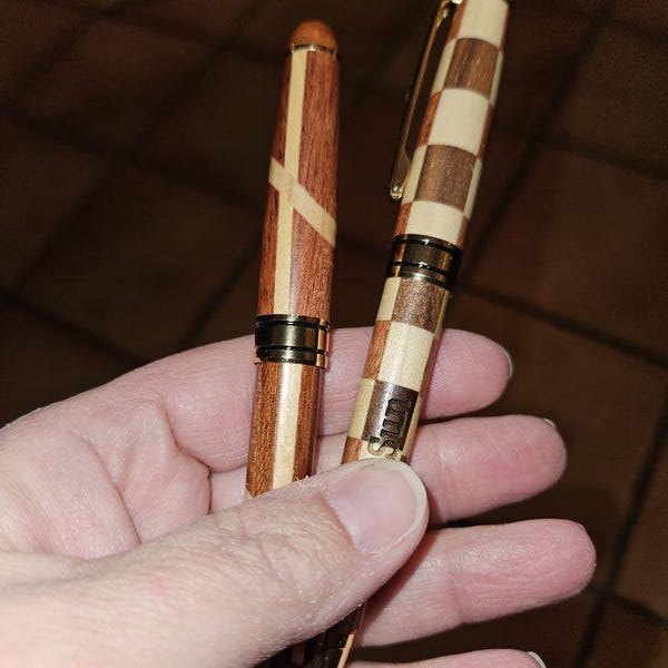 PERSONALIZED Engraved Wooden Pen, Rosewood, Monogramed Multicolor Pens ...