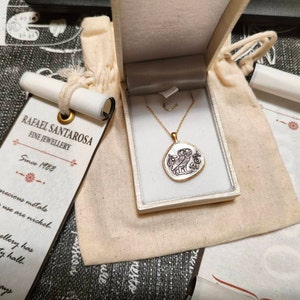 Loredana added a photo of their purchase